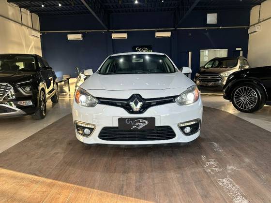 RENAULT FLUENCE 2.0 PRIVILÉGE 16V FLEX 4P AUTOMÁTICO RENAULT FLUENCE 2.0 PRIVILÉGE 16V FLEX 4P AUTOMÁTICO